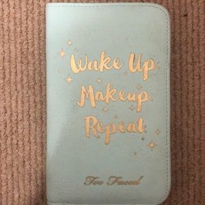 Too faced Best year ever 2018 make up palette
